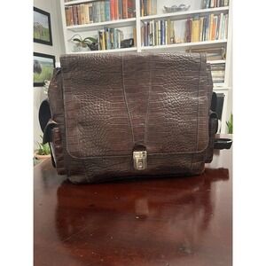 Bosca Brown Gator Leather Messenger Structured Design and Silver Clasp
